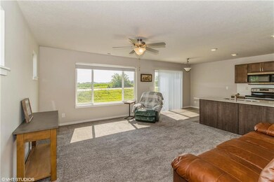 798 NE Conner Ct, Waukee, IA 50263 - photo 4