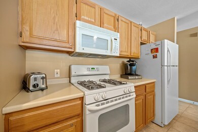 26 White Oak Ln unit 8, Lincoln, NH 03251 - photo 7