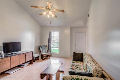 Living room (2 of 2)