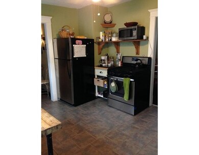 11 Furrow St, Westfield, MA 01085 - photo 6