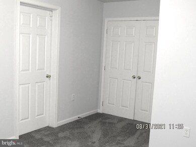 231 Scarboro Dr, Bunker Hill, WV 25413 - photo 6