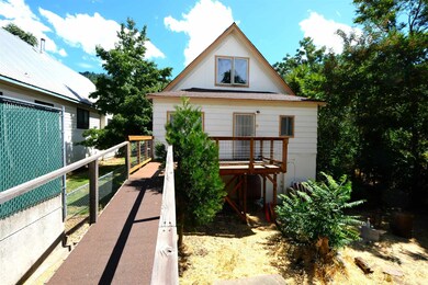 5609 Dunsmuir Ave, Dunsmuir, CA 96025 - photo 2