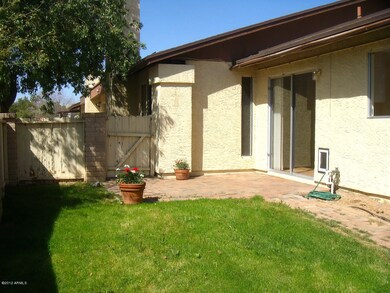 Front Fenced Yard