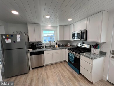 8710 N Salt Pond Way, Berlin, MD 21811 - photo 2