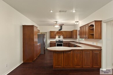 721 W Mile 12 N, Weslaco, TX 78599 - photo 5