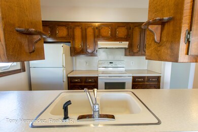 1041 Village lane _April 13, 2023_12