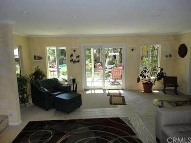 family room 2