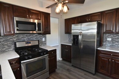 17719 Sycamore Ave, Country Club Hills, IL 60478 - photo 7