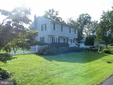 135 E Myrtle Ave, Feasterville Trevose, PA 19053 - photo 2