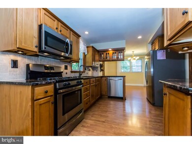 212 Flintlock Rd, Drexel Hill, PA 19026 - photo 4