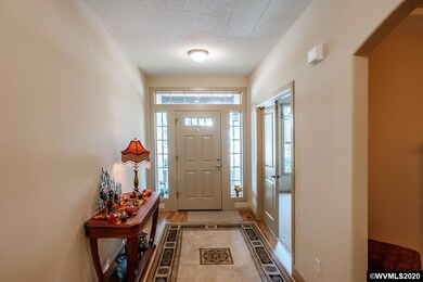 517 E 13th Place, Lafayette, OR 97127 - photo 2