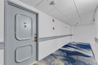 Hillcrest No 25 unit 412, Hollywood, FL 33021 - photo 2