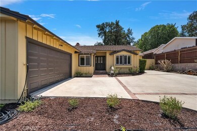 22116 Independencia St, Woodland Hills, CA 91364 - photo 2