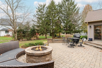 211 Crossing Creek N, Columbus, OH 43230 - photo 3