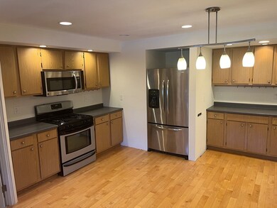 37 Winter St unit 37, Watertown, MA 02472 - photo 6