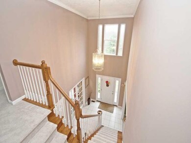 Entry/Foyer.