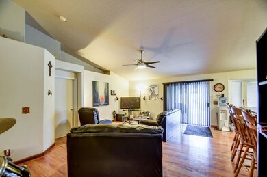 family room 2