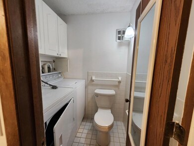 10501 Cedar Lake Rd unit 212, Hopkins, MN 55305 - photo 5