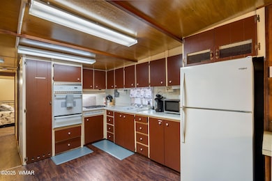 1912 West Pkwy, Lake of the Woods, AZ 85929 - photo 6