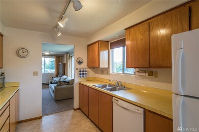 1832 Cedar St, Everett, WA 98201 - photo 7