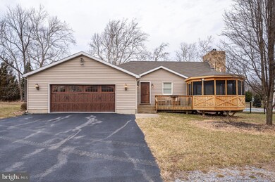 608 Torytown Rd, Bunker Hill, WV 25413 - photo 3