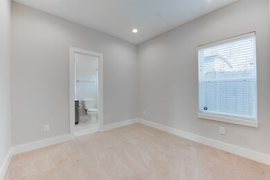622 E Janisch Rd unit A, Houston, TX 77022 - photo 5