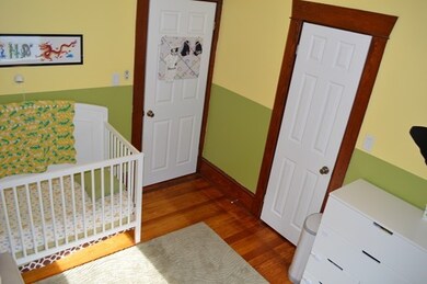 7 Winsor St, Fairhaven, MA 02719 - photo 2