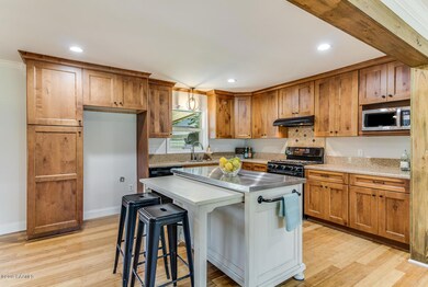 329 River Rd-9