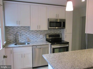 3072 S Abingdon St, Arlington, VA 22206 - photo 4