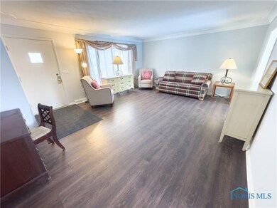 3055 Dorian Dr, Toledo, OH 43614 - photo 3