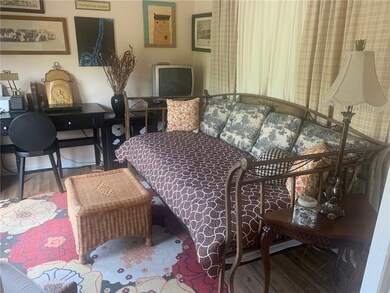 1116 Northfield Ln unit 11, Anderson, IN 46011 - photo 5