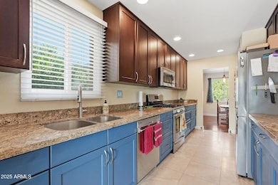 8231 E Jackrabbit Rd, Scottsdale, AZ 85250 - photo 6