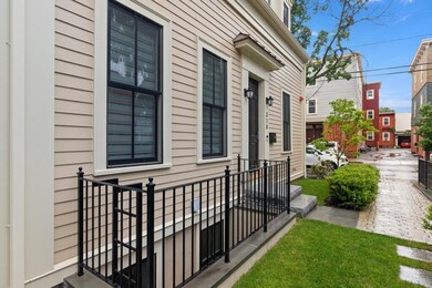 318 Hurley St, Cambridge, MA 02141 - photo 5