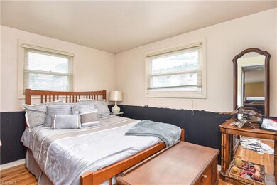 1603 28th St NE, Canton, OH 44714 - photo 3