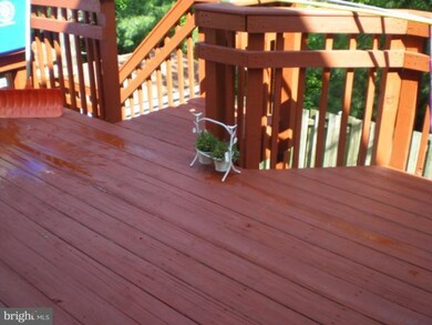 19634 Twinflower Cir, Germantown, MD 20876 - photo 4