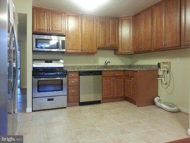 8403 Greenbelt Rd unit 2, Greenbelt, MD 20770 - photo 4