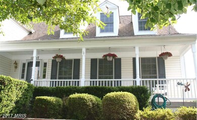 11207 Minstrel Tune Dr, Germantown, MD 20876 - photo 2