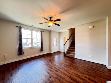 562 the Heights Ln, Calera, AL 35040 - photo 5