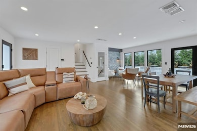 81 Pascack Ave, Emerson, NJ 07630 - photo 4