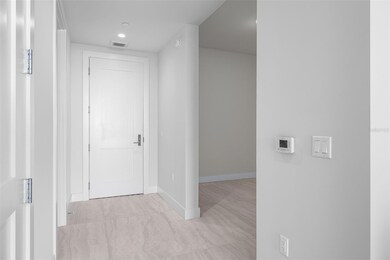 Saltaire unit 1006, St. Petersburg, FL 33701 - photo 2