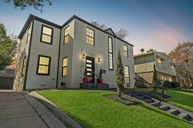 The AC and Roof have been recently replaced. 
Imagine the possibilities on this plush 5,000 sqft lot! Add outdoor furniture, an outdoor kitchen, and/or grill and have a blast on weekends with family & friends.