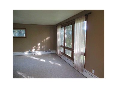 Living Room-L1.