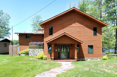 5067 N Red Maple St Irons MI-large-001-