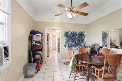 718 Third St - Dining Room