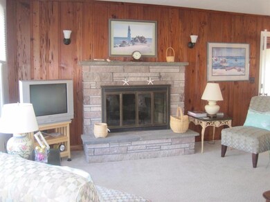 6 Hunt St, North Falmouth, MA 02556 - photo 5