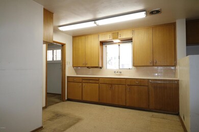 4 kitchen
