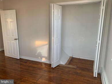 2801 Edgecombe Cir N, Baltimore, MD 21215 - photo 5