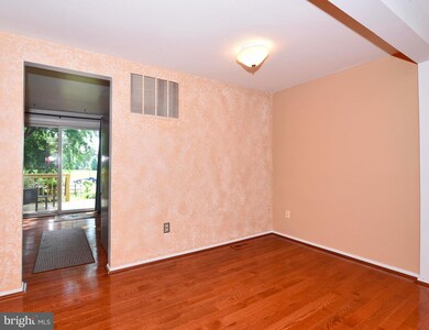 105 Hapsburg Ct, Parkville, MD 21234 - photo 6