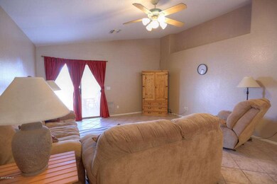 family room 3