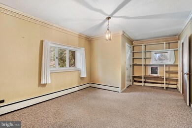 140 W Specht St, Mc Clure, PA 17841 - photo 7